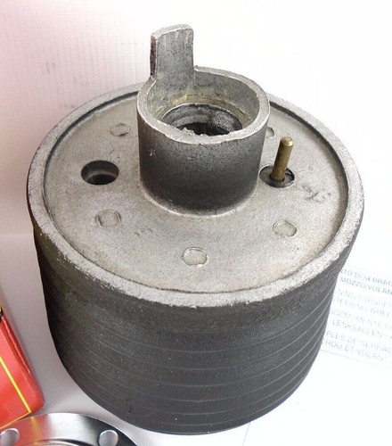 Momo steering wheel - hub, boss