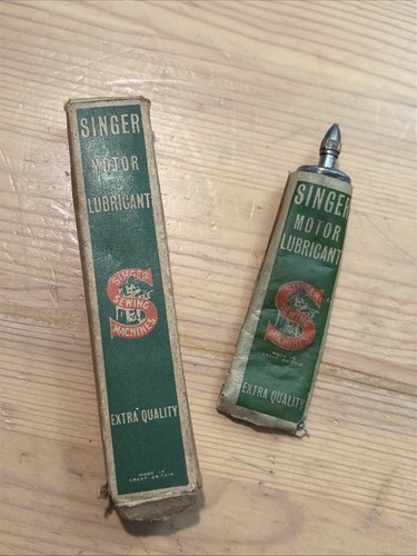 Vintage singer sewing machine - singer,