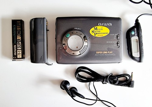 Aiwa px747 walkman cassette - px747,