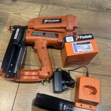 Paslode IM250 11 16 gauge Second Fix Nail Gun end 38mm nails