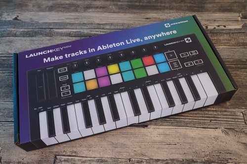 Novation launchkey mini - launchkey,