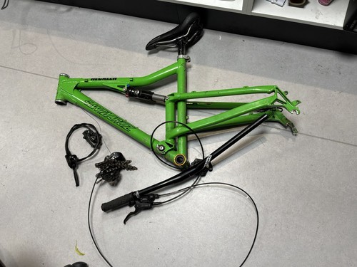 Santa cruz heckler full - santa,