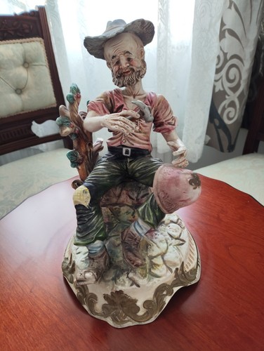 Large capodimonte tramp - large,