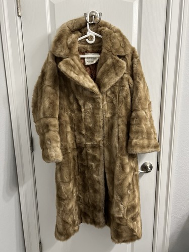 Vintage brown fur - brown,