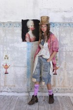 MAGNOLIA PEARL DISTRESSED