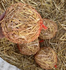 4x Barley Straw Bales -