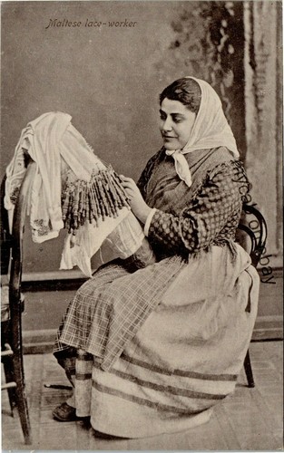 Postcard malta lady maltese - malta,