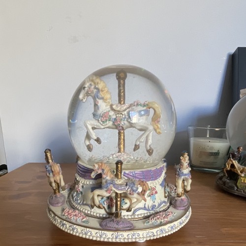 Carousel horse snow globe - carousel,