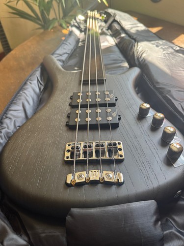 Warwick corvette double - warwick,