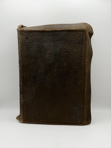 Vintage leather bound eyre - leather,