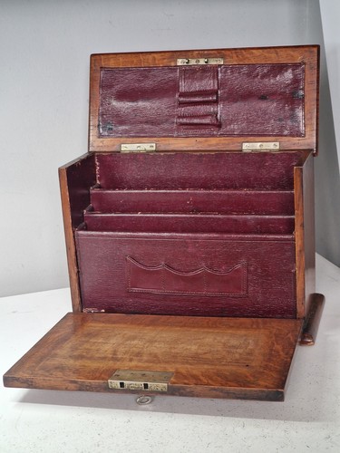 Antique oak leather - oak, interior