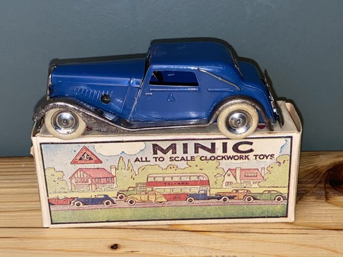 Tri ang minic - war,