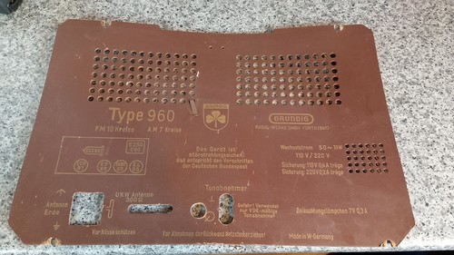 Grundig 960 valve radio rear
