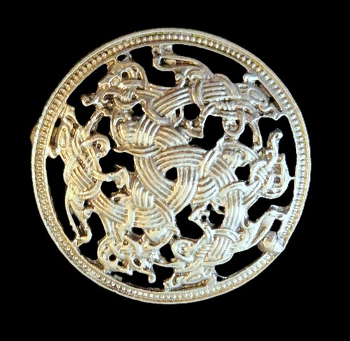 Celtic stock pin - stock, silvertone