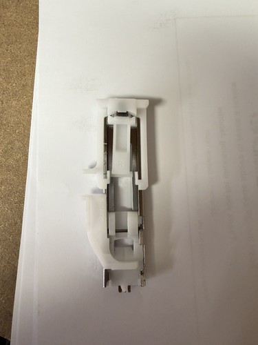 Buttonhole foot sliding - buttonhole, foot(r)