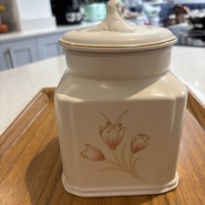 Vintage Biltons Spring Bouquet