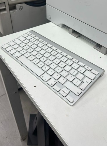 Apple wireless keyboard a1314 - wireless,