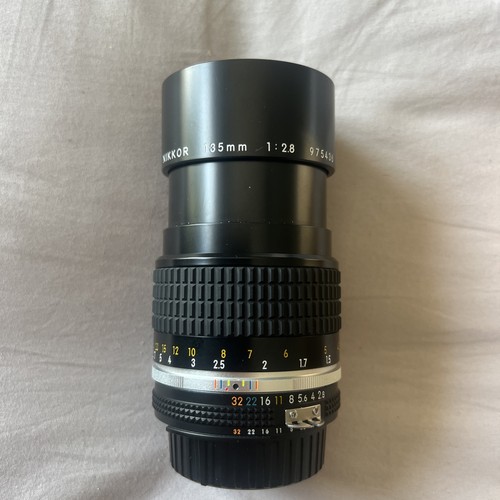 Nikon nikkor 135mm - nikkor, f/2.8
