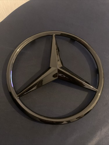 Mercedes front grille - front, star