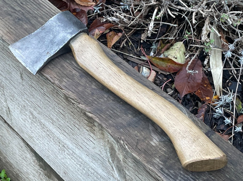 Vintage small lb axe - lb,