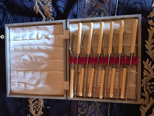 Vintage chrome plated knife - chrome,