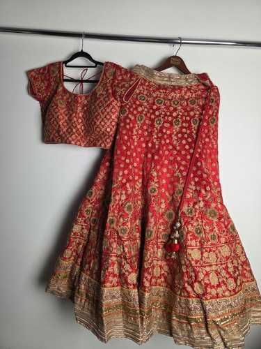 Meena bazaar lehenga choli red - lehenga,