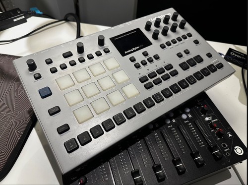 Elektron analog rytm mkii - elektron,