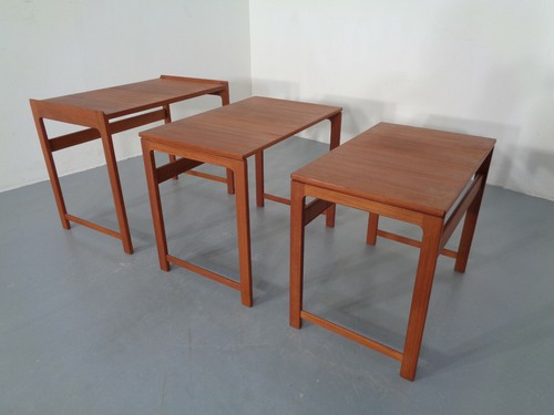 Danish teak nesting tables - teak,