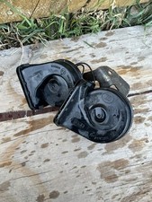 8900 E6G 2008-2010 FORD FOCUS ZETEC 1.6 PETROL HORN PAIR 3M5T-13A803-CA