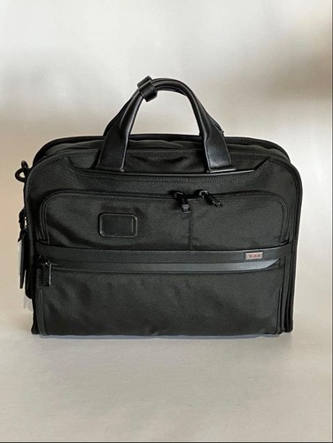 Tumi briefcase 02603182d3 - tm,