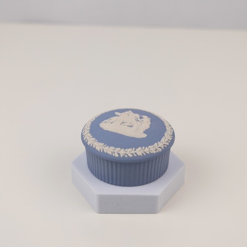 Wedgwood jasperware blue white - jasperware,
