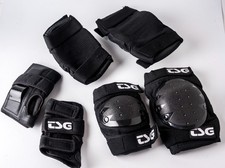 DG Skating knee and arm/ elbow