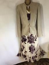 Beautiful Jacques Vert Mother