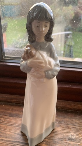 Nao porcelain figurine - porcelain, figurine,
