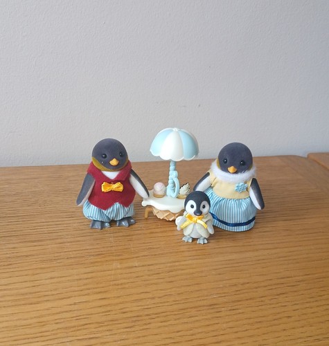 Sylvanian families penguin - families,