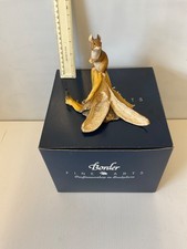 RARE VINTAGE BOXED BORDER FINE