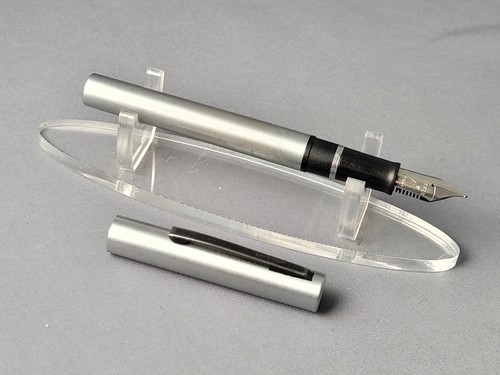 Sheaffer fountain pen medium - sheaffer,