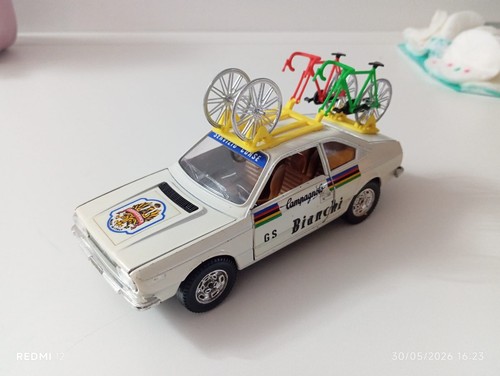 Hot wheels mattel mebetoys - hot,