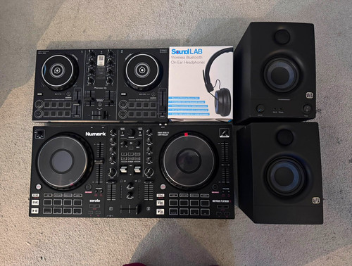 Numark mixtrack platinum dj - mixtrack,