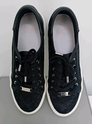 Faith trainer type black - , lace