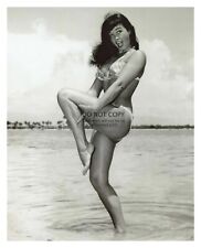 BETTIE PAGE SEXY CELEBRITY HOLLYWOOD MODEL IN BIKINI ON BEACH 8X10 PHOTO
