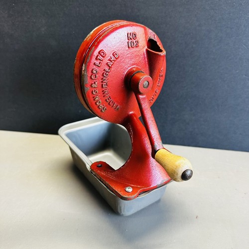 Vintage spong bean slicer - spong,