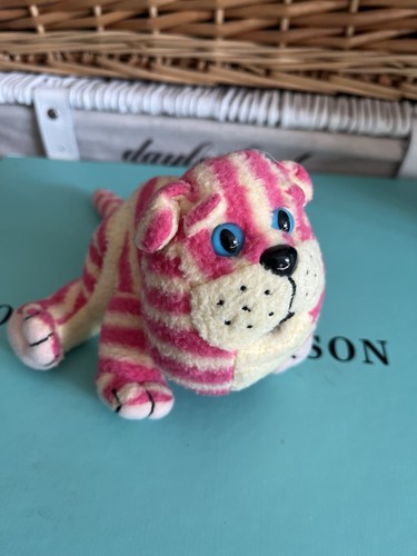 Small 2001 bagpuss beenie - 2001,