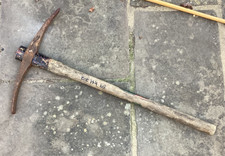 Ex MOD /| Land Rover Military Vehicle Pioneer Tool Pick Axe