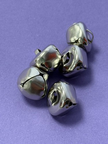 Jingle bells 10mm 15mm - 10mm, or