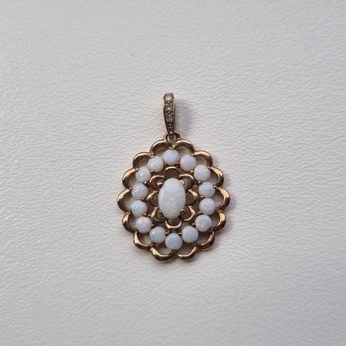 Hallmarked 9ct yellow - 9ct, gold