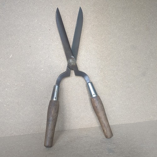 Vintage gardening shears - vintage,