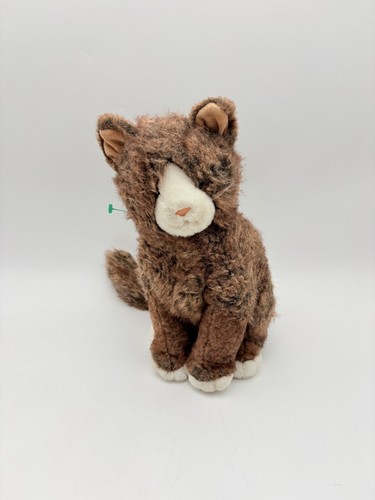 Classic cat plush - classic,