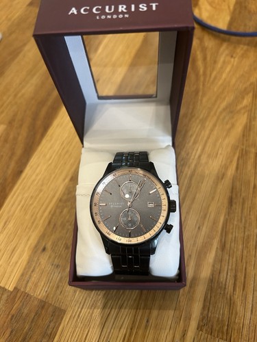 Accurist london chronograph - london,