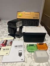 Nikon Speedlight SB-910 AF Professional Flash - Exc+ in box with all accessories